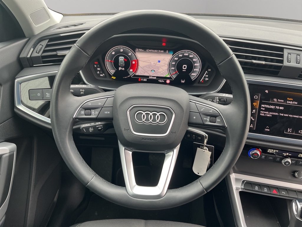 AUDI Q3 35 2.0TDI BUSINESS - 11