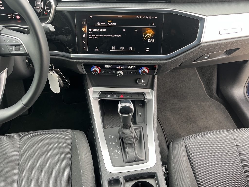 AUDI Q3 35 2.0TDI BUSINESS - 13