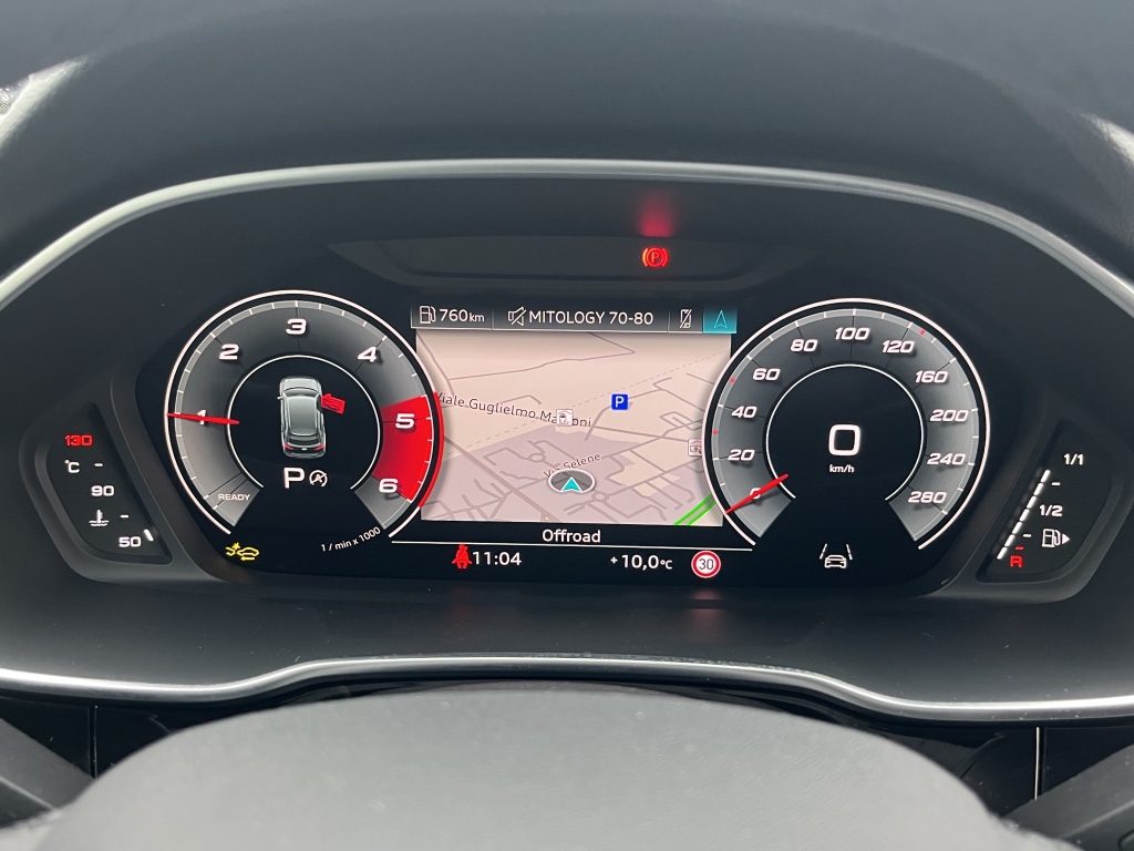 AUDI Q3 35 2.0TDI BUSINESS - 16