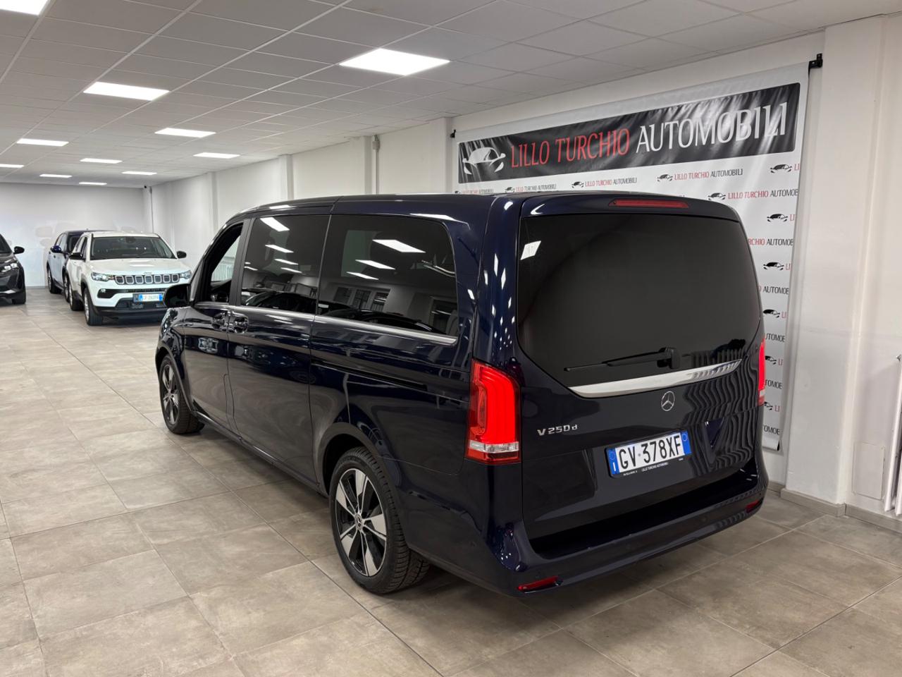 MERCEDES-BENZ V 250 d Automatic 4Matic Premium Long 7 POSTI + IVA - 4