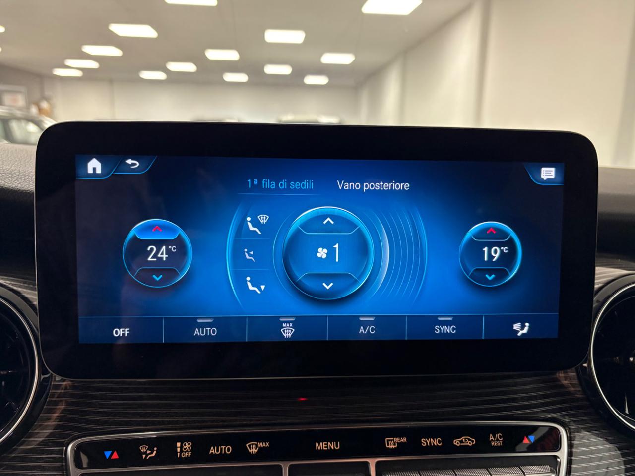 MERCEDES-BENZ V 250 d Automatic 4Matic Premium Long 7 POSTI + IVA - 20