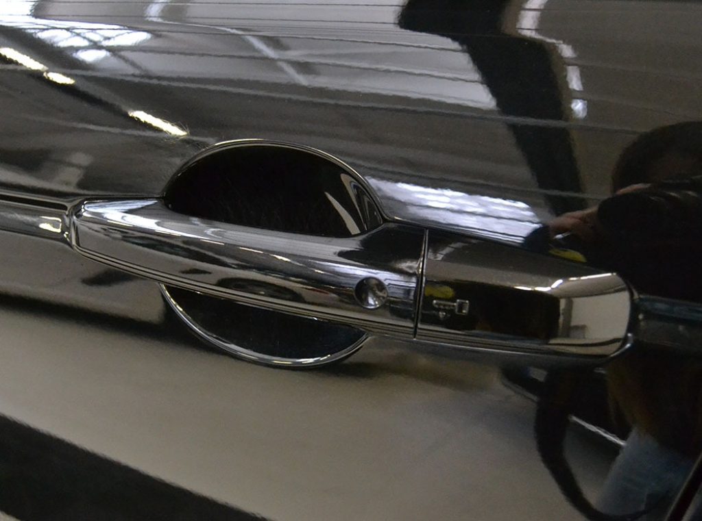 LAND ROVER Discovery Sport 2.0 Si4 200 CV AWD Auto R-Dynamic S Black ** - 22