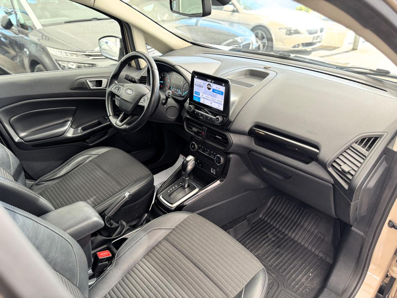 FORD EcoSport 1.0 EcoBoost 125cv Titanium (Auto/Pelle/Retro) - 11
