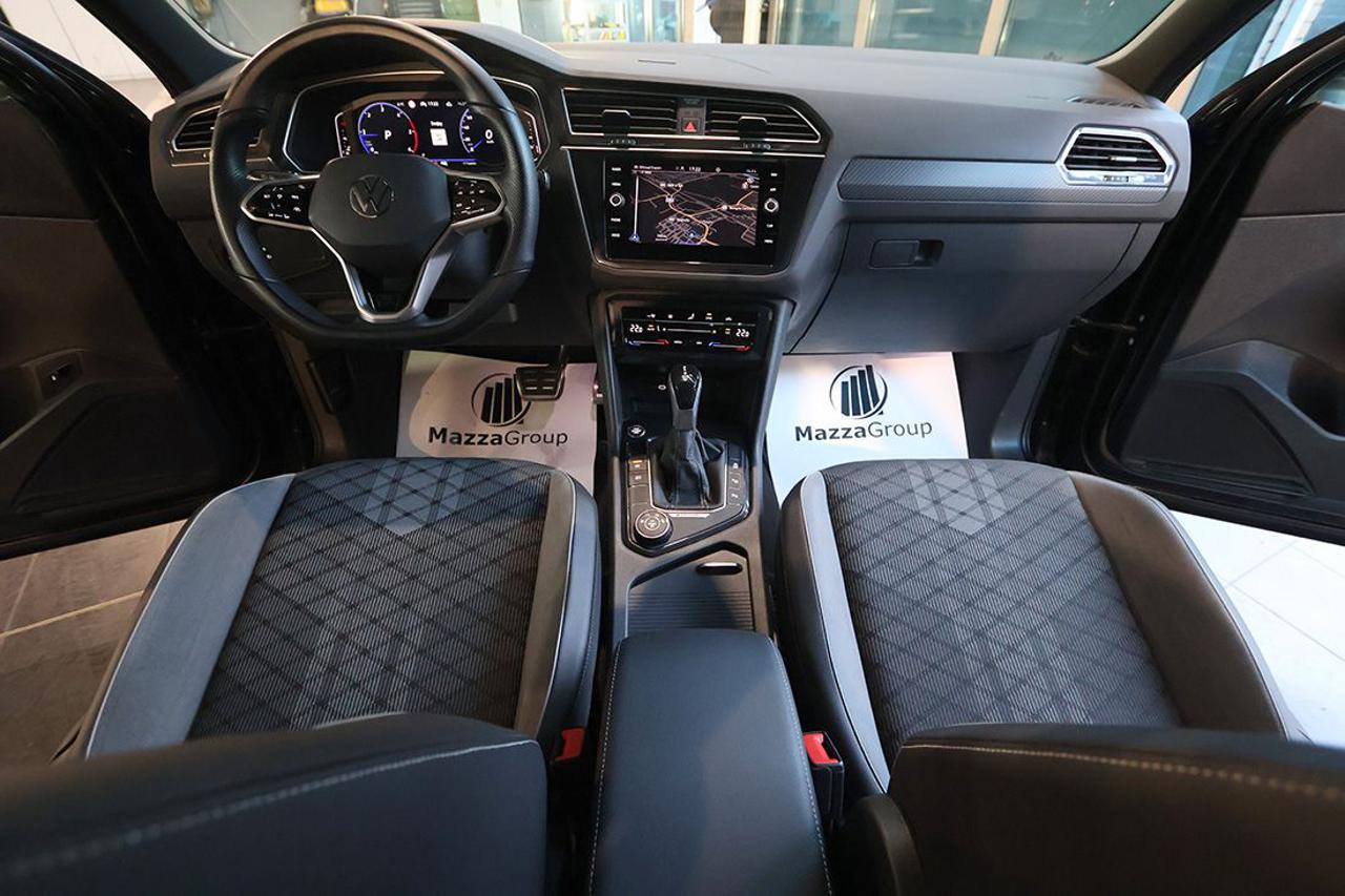 VOLKSWAGEN Tiguan 2.0 TDI 150cv SCR DSG 4Motion R-Line - 15