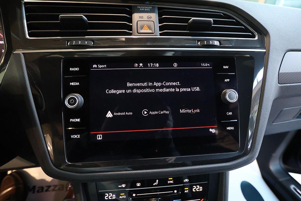 VOLKSWAGEN Tiguan 2.0 TDI 150cv SCR DSG 4Motion R-Line - 30