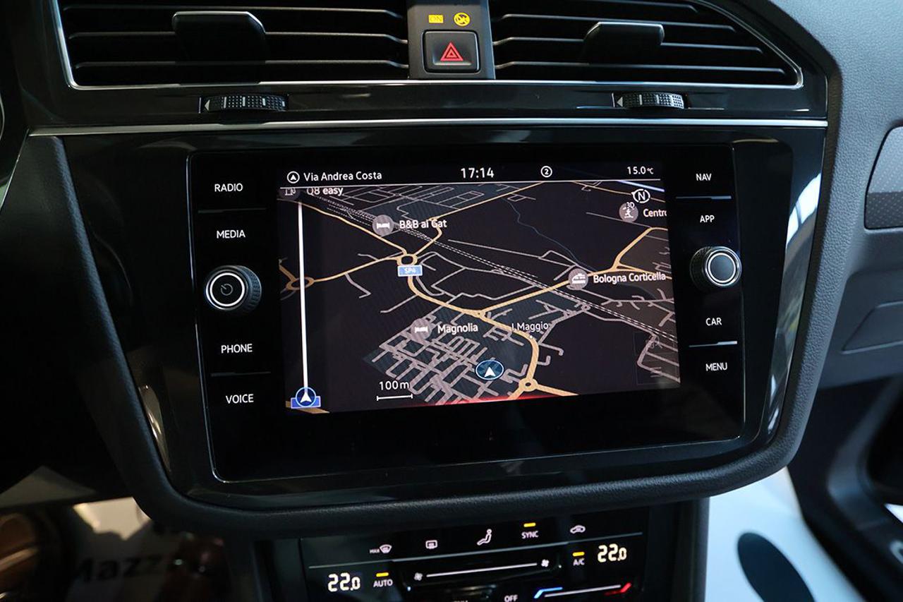 VOLKSWAGEN Tiguan 2.0 TDI 150cv SCR DSG 4Motion R-Line - 23