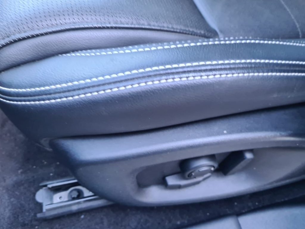 JAGUAR E-Pace E-Pace 2.0 I4 249 CV AWD Auto R-Dynamic S Black Ed - 17