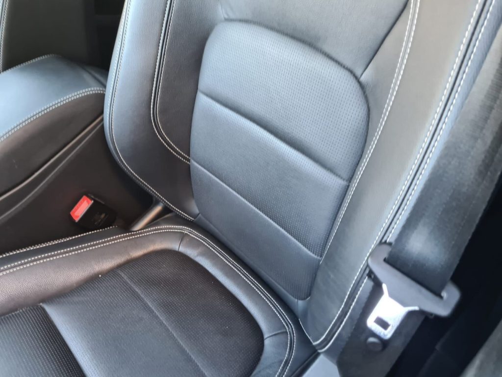 JAGUAR E-Pace E-Pace 2.0 I4 249 CV AWD Auto R-Dynamic S Black Ed - 19