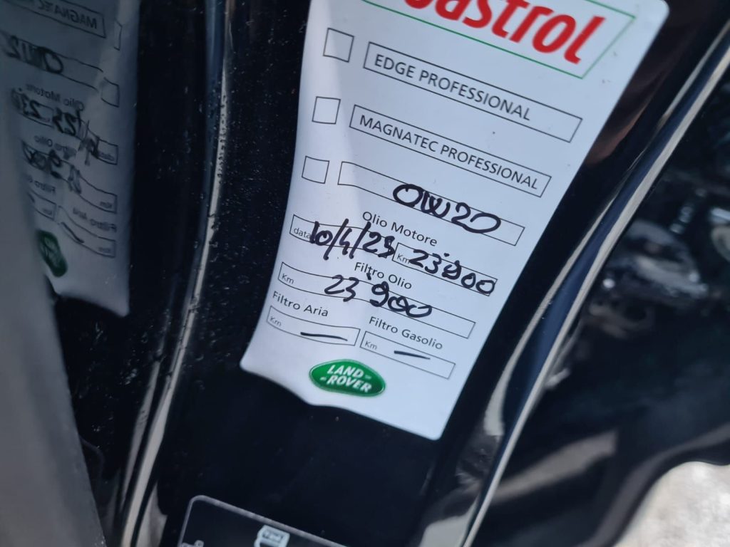 JAGUAR E-Pace E-Pace 2.0 I4 249 CV AWD Auto R-Dynamic S Black Ed - 31