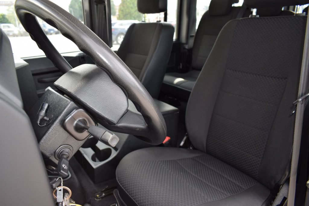 LAND ROVER Defender Defender 110 2.2 TD4 Station Wagon E N1 - 16