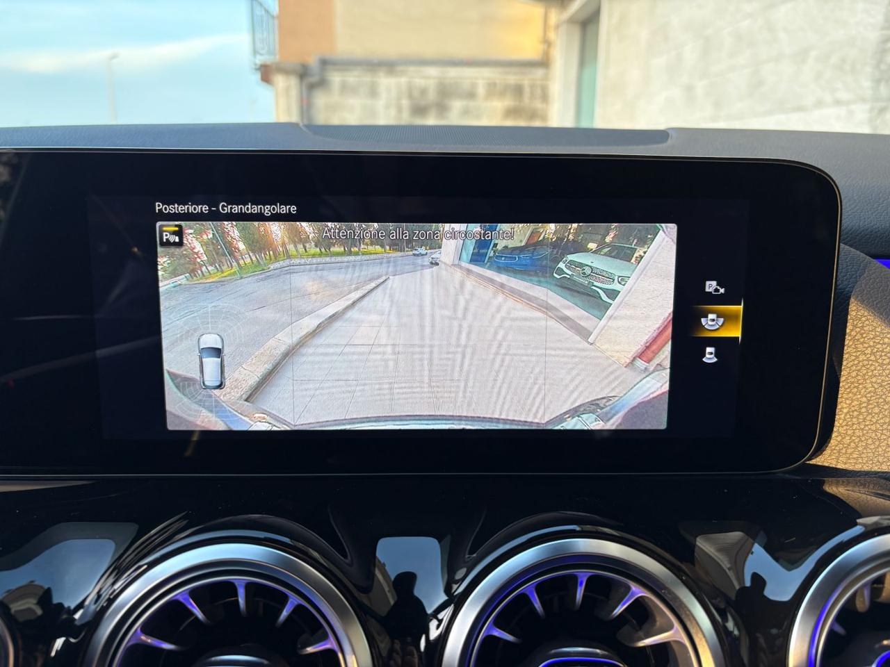 MERCEDES-BENZ GLA 200 d Automatic Sport Plus - 31