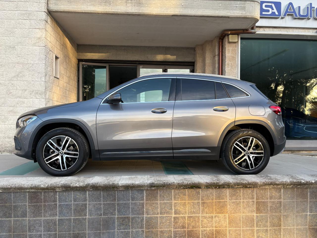 MERCEDES-BENZ GLA 200 d Automatic Sport Plus - 8