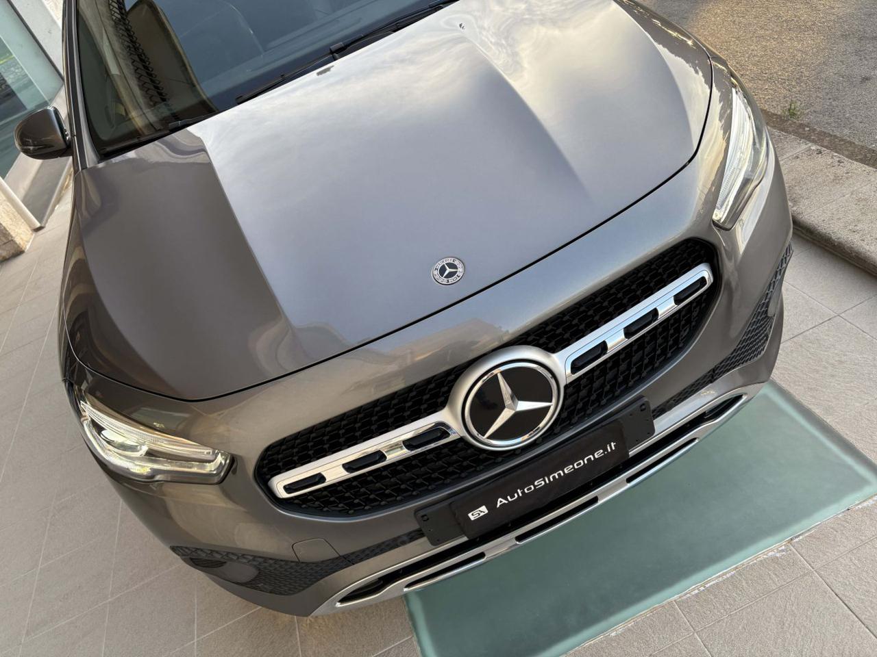 MERCEDES-BENZ GLA 200 d Automatic Sport Plus - 34