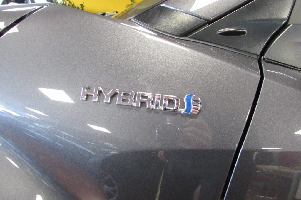 TOYOTA C-HR 1.8 Hybrid E-CVT Business - 12