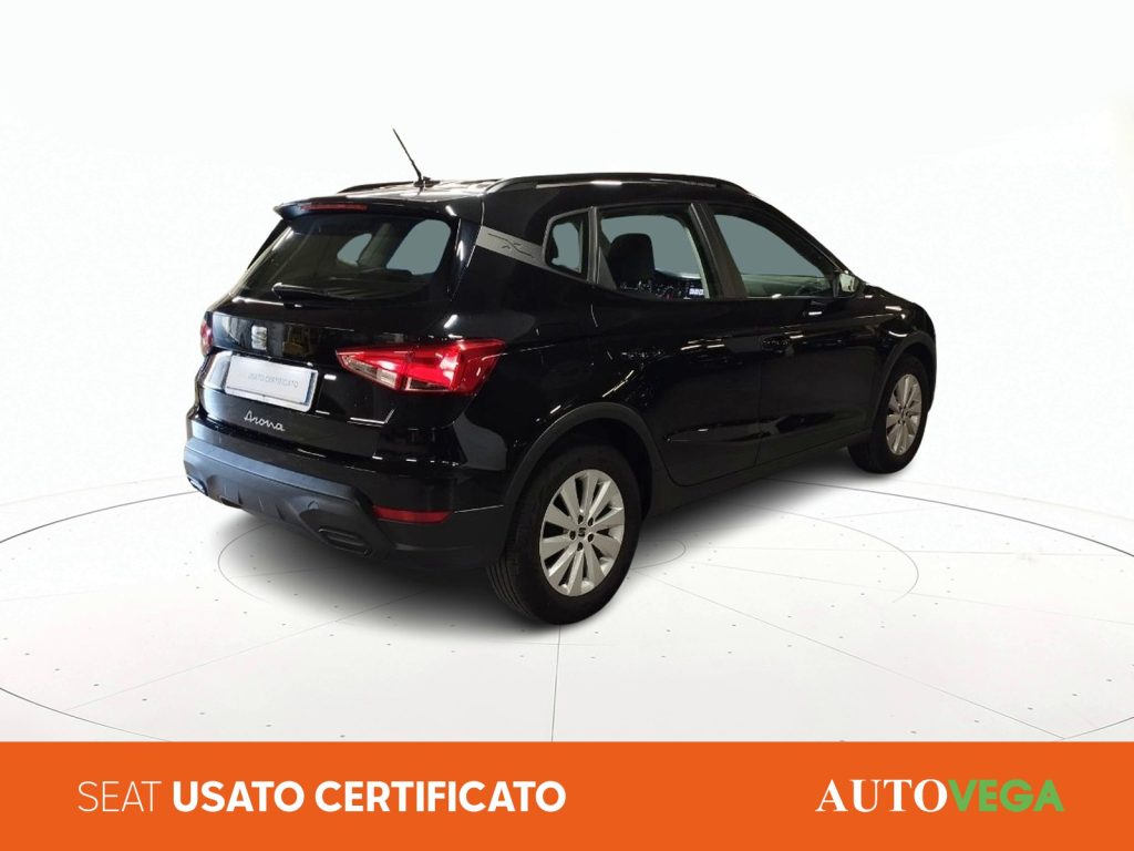 SEAT Arona 1.0 ecotsi style 95cv - 4