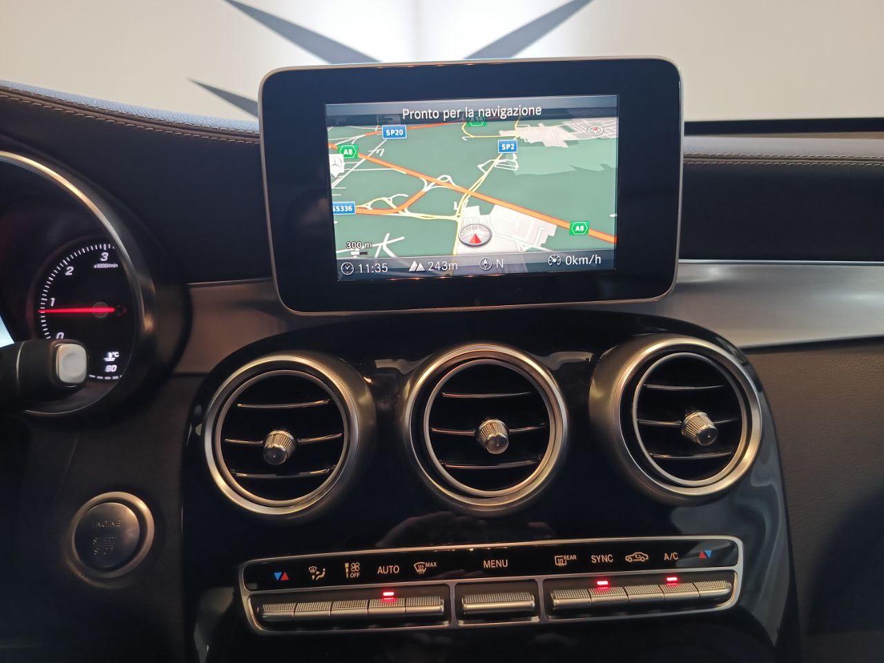 MERCEDES-BENZ GLC 250 d 4Matic Sport - 12