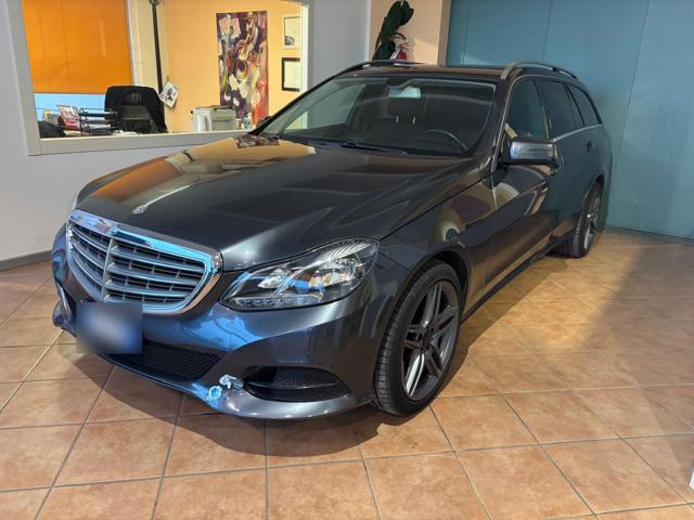 MERCEDES-BENZ E 200 Grigio metallizzato