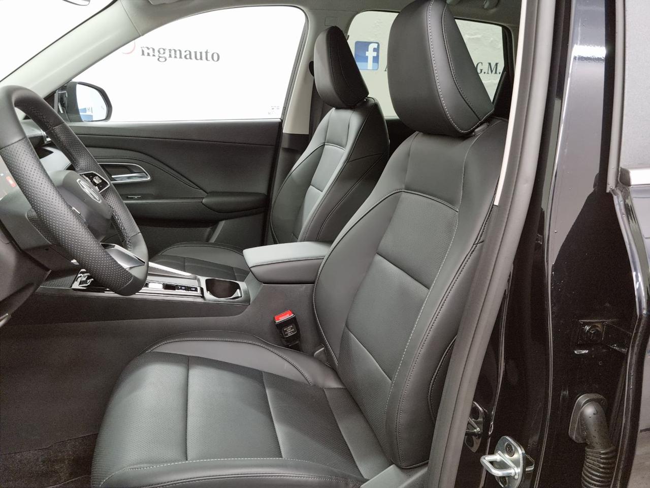 MG ZS 1.5 Hybrid+ Luxury - 37