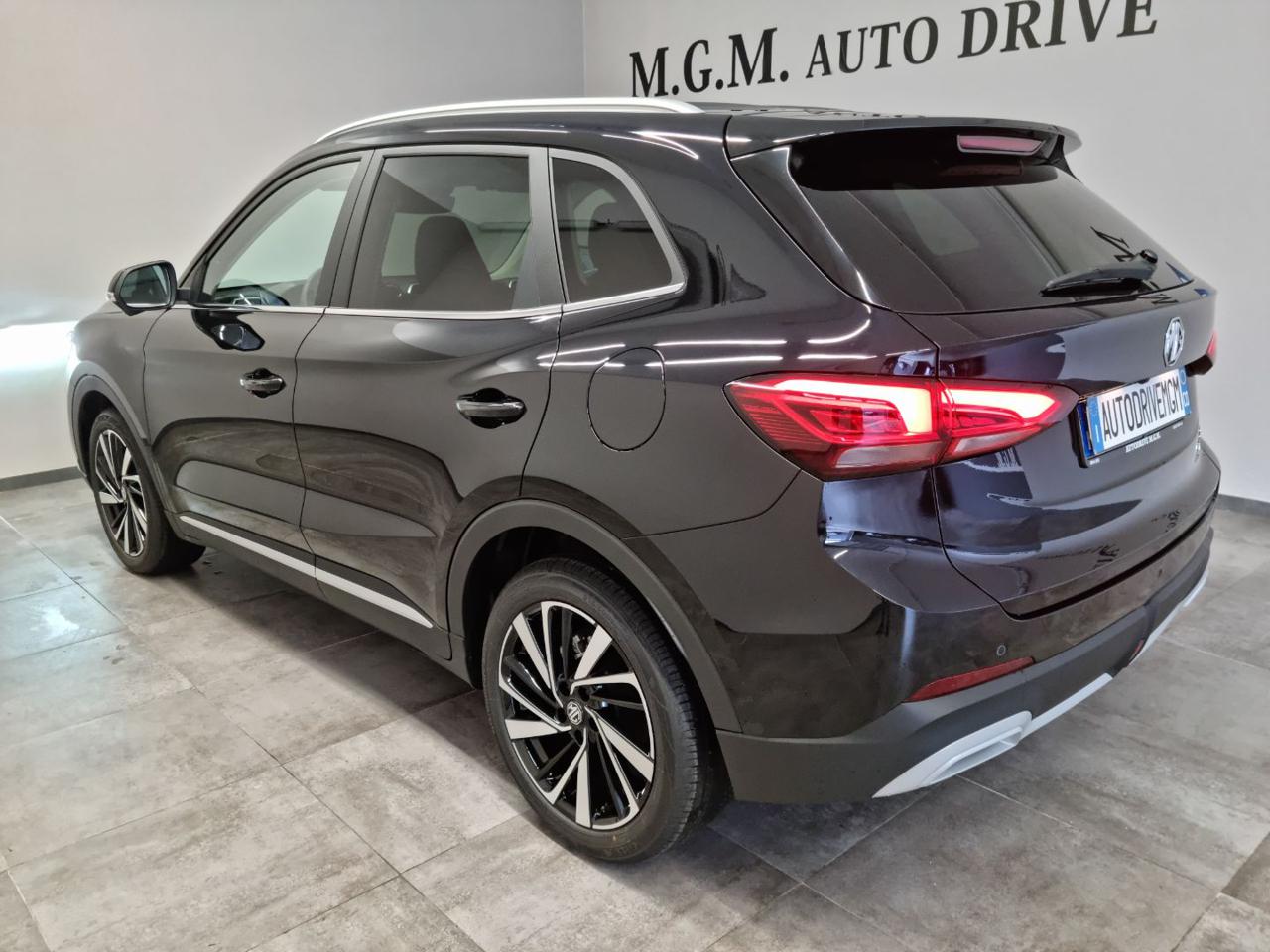 MG ZS 1.5 Hybrid+ Luxury - 18