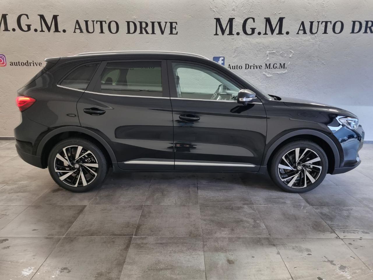 MG ZS 1.5 Hybrid+ Luxury - 4