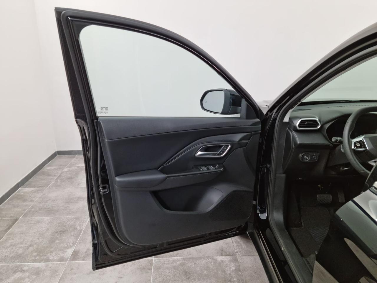 MG ZS 1.5 Hybrid+ Luxury - 24