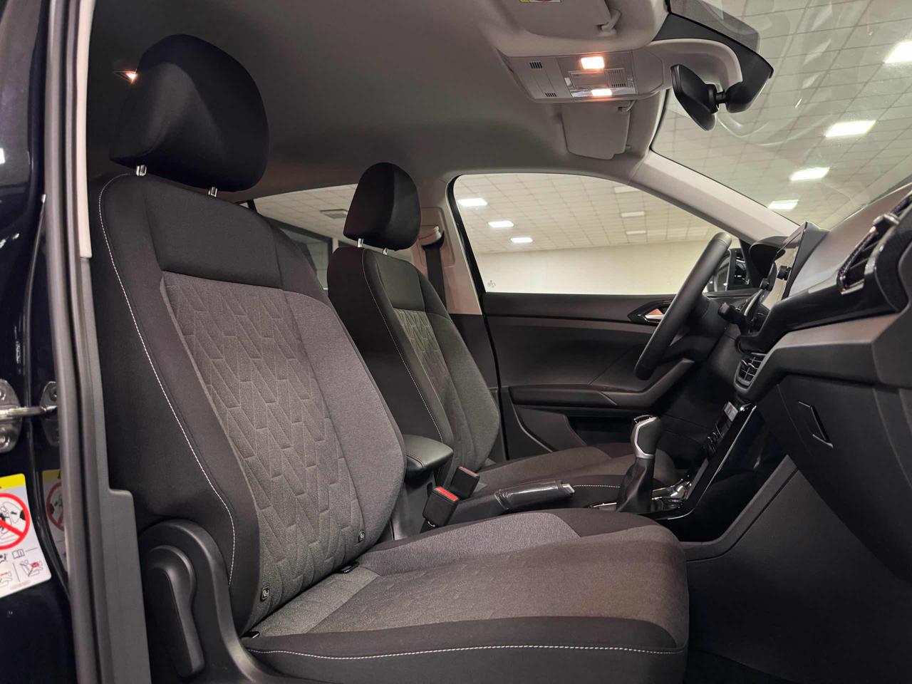 VOLKSWAGEN T-Cross 1.0 TSI Edition Plus - 10