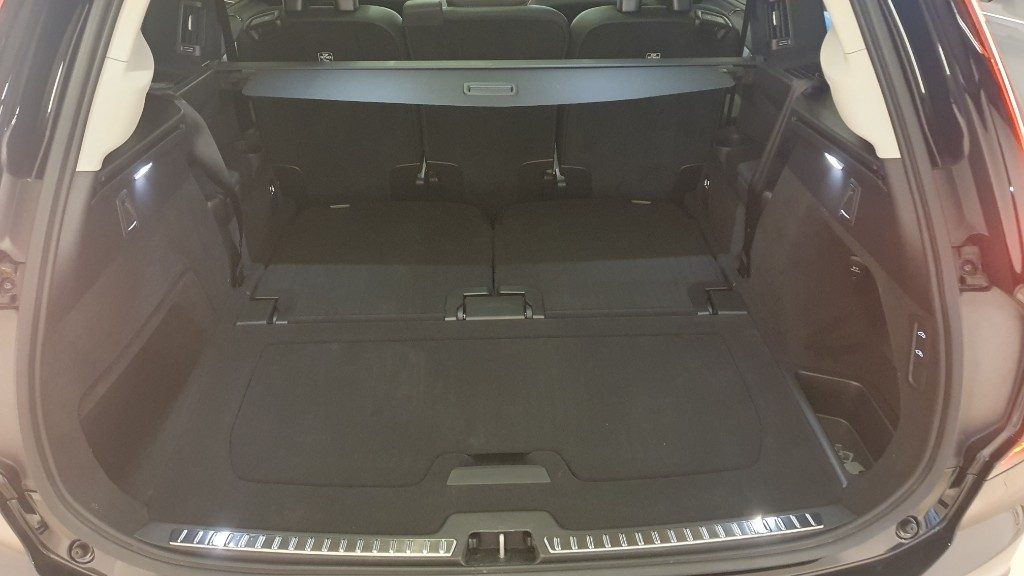 VOLVO XC90 B5 AWD automatico 7 posti Ultra Dark - Grid Foto 14