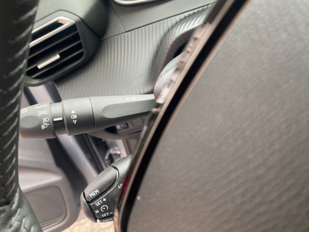 PEUGEOT 208 101cv Allure FARI FULL LED*DISPLAY 10*LEGA - 18