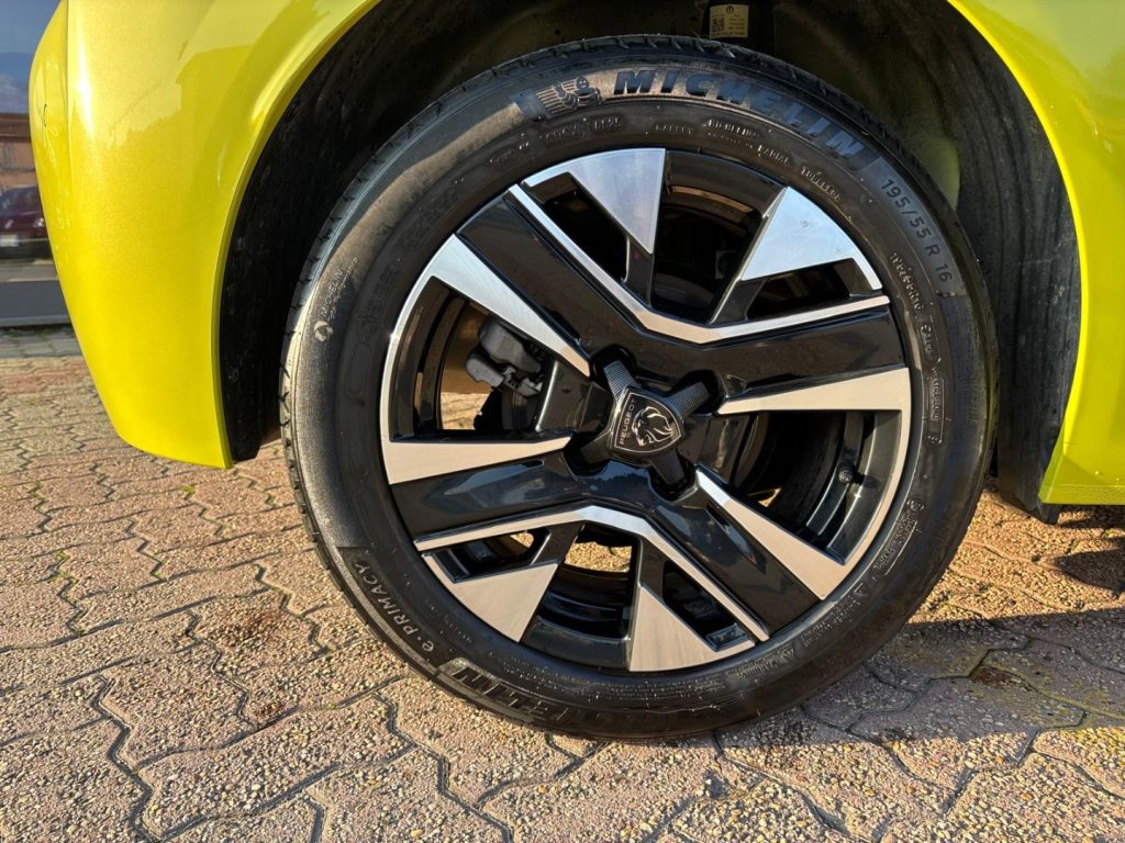 PEUGEOT 208 101cv  Allure FARI FULL LED DISPLAY 10 LEGA - 9