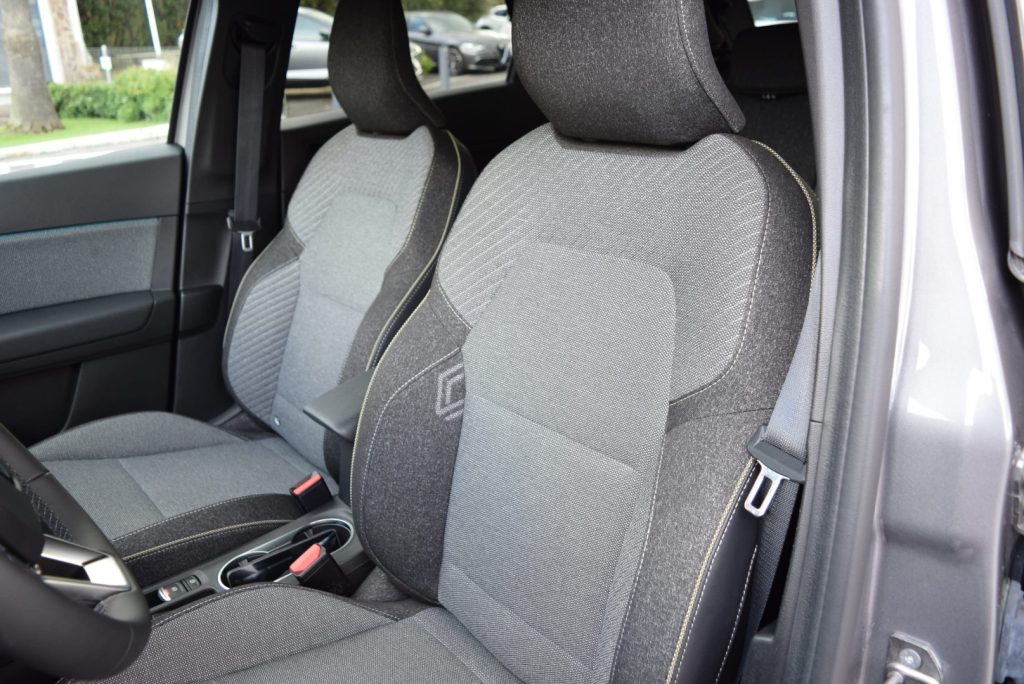 RENAULT Captur 1.3 Mild Hybrid EDC Techno 160 CV - 11