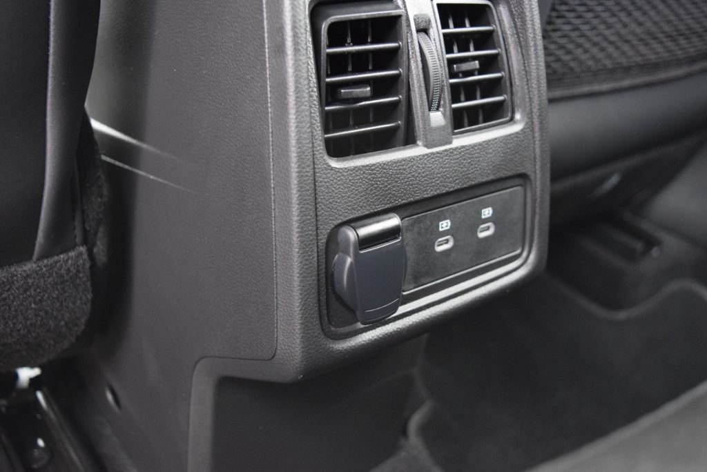 RENAULT Captur 1.3 Mild Hybrid EDC Techno 160 CV - 27