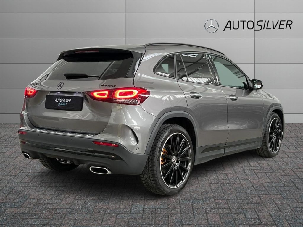 MERCEDES-BENZ GLA 200 d 4matic Premium GANCIO TRAINO - 2