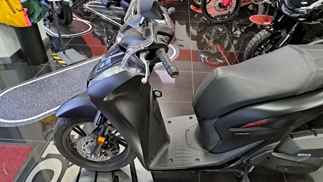 HONDA SH 150 Sport - 7