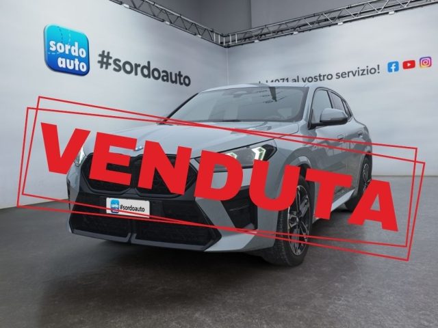 BMW X2 Grigio pastello