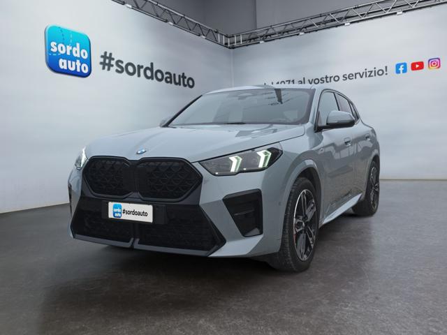 BMW X2 Grigio pastello