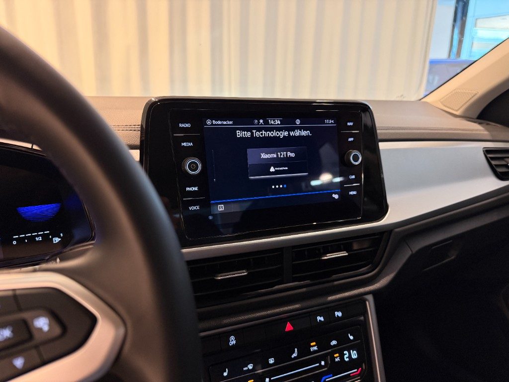 VOLKSWAGEN T-Roc 1.5 TSI DSG Life GANCIO Navi DAB+ Parks Assist LED - 15