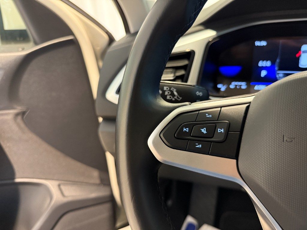 VOLKSWAGEN T-Roc 1.5 TSI DSG Life GANCIO Navi DAB+ Parks Assist LED - 11