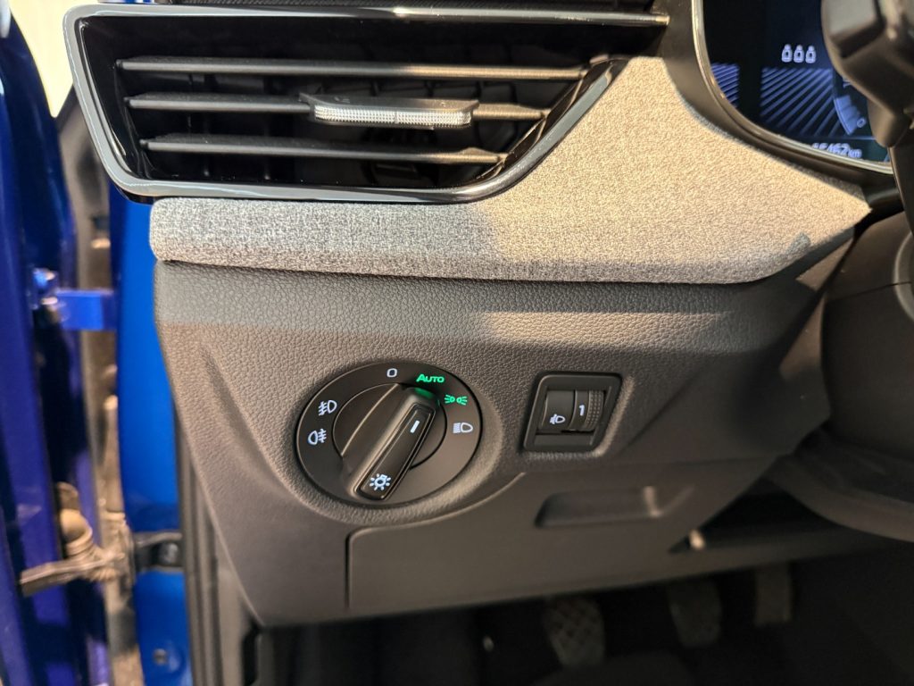 SKODA Kamiq 1.5 TSI 130 Edition Black 17Camera DAB+ - 9