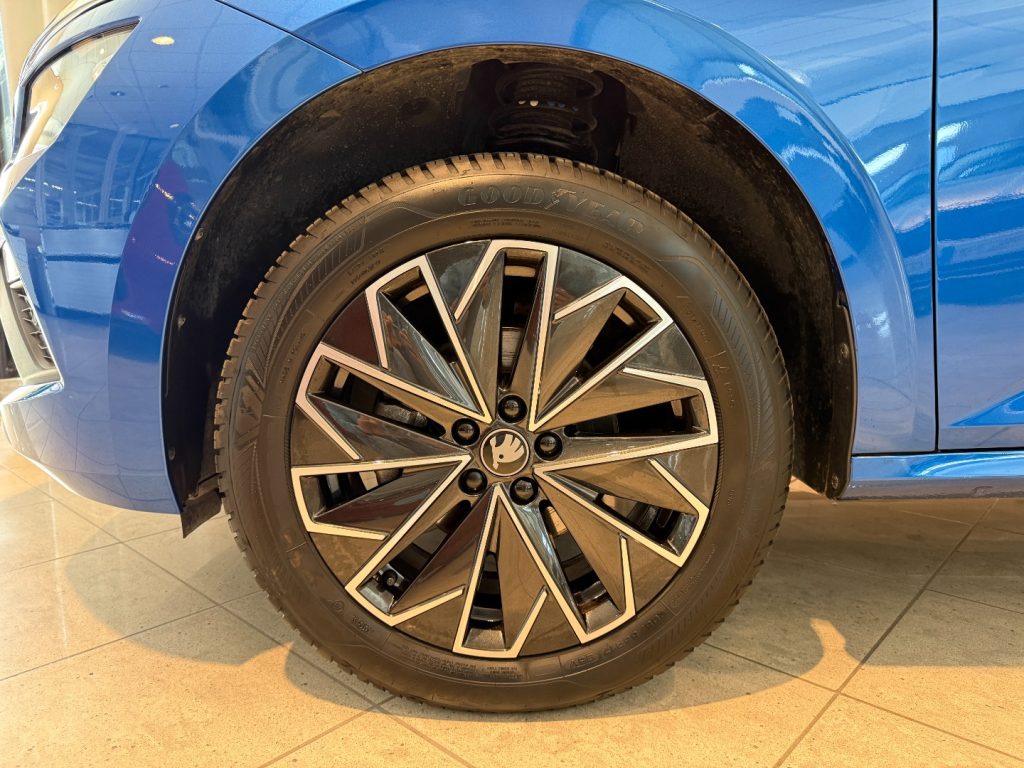 SKODA Kamiq 1.5 TSI 130 Edition Black 17Camera DAB+ - 17