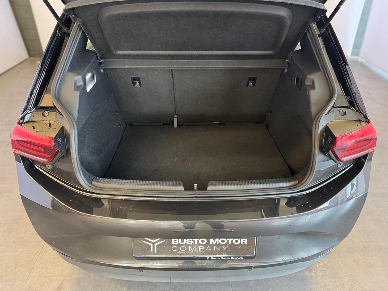 VOLKSWAGEN ID.3 Pro Performance - 10