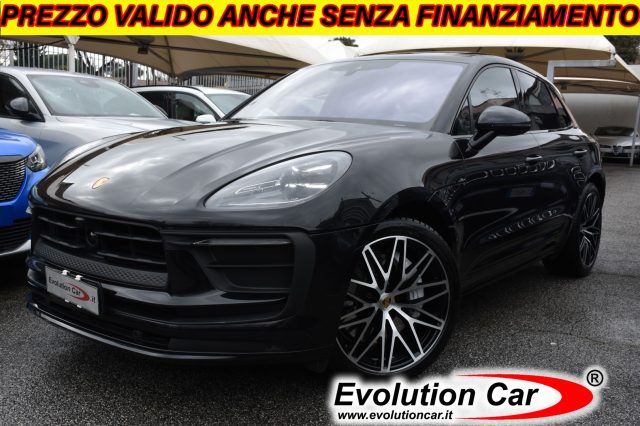PORSCHE Macan Nero metallizzato