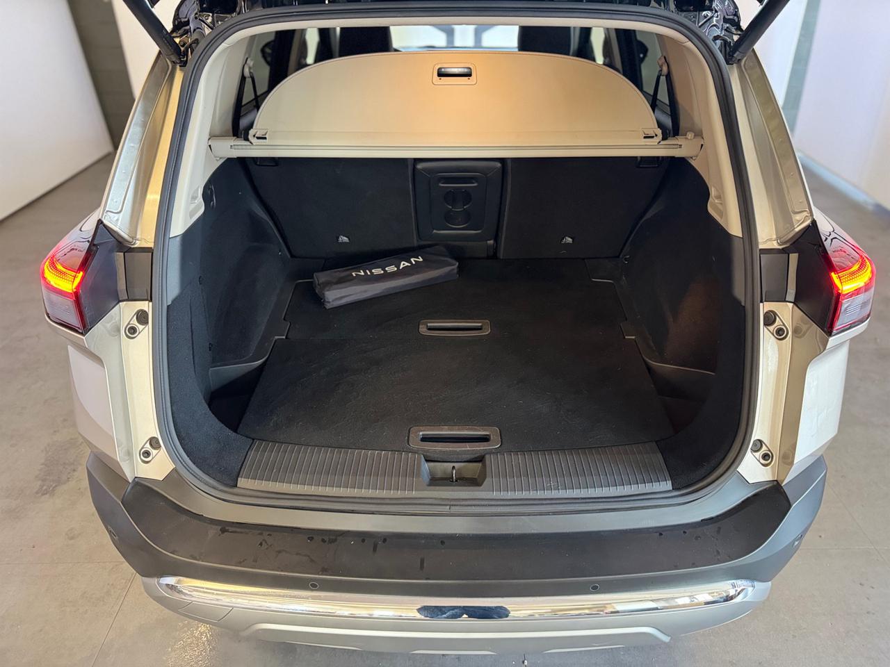 NISSAN X-Trail e-Power e-4orce 4WD 5 posti Tekna - 10