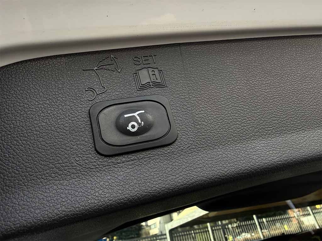 FORD Kuga 2.0 tdci ST-Line TELECAMERA POST. PREZZO REALE - 31