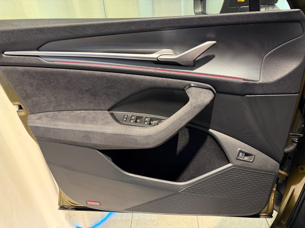 SKODA Kodiaq 2.0 TDI 4x4 DSG Sportline Panorama GANCIO LED Navi - 22