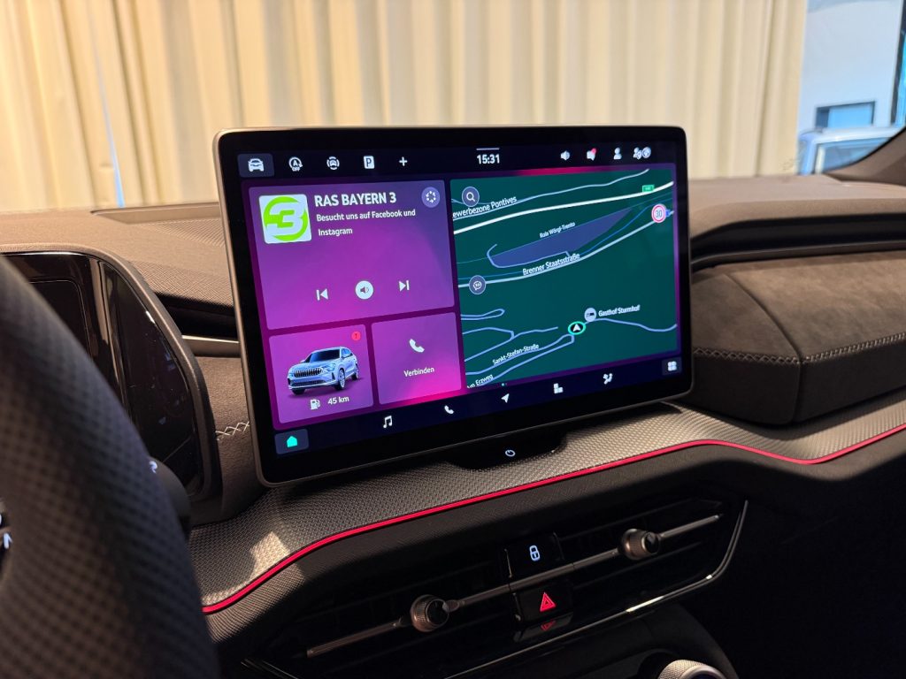 SKODA Kodiaq 2.0 TDI 4x4 DSG Sportline Panorama GANCIO LED Navi - 14