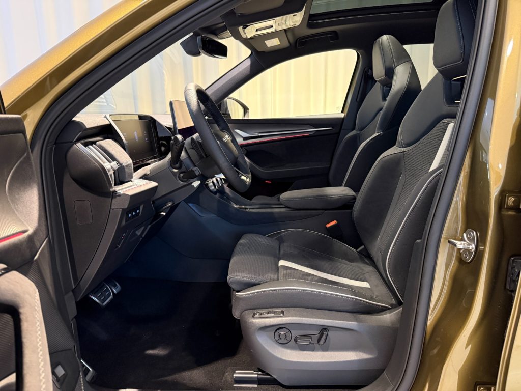 SKODA Kodiaq 2.0 TDI 4x4 DSG Sportline Panorama GANCIO LED Navi - 4