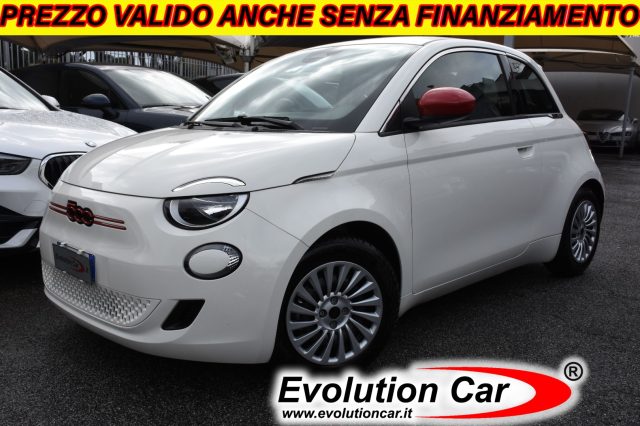 FIAT 500e Bianco pastello