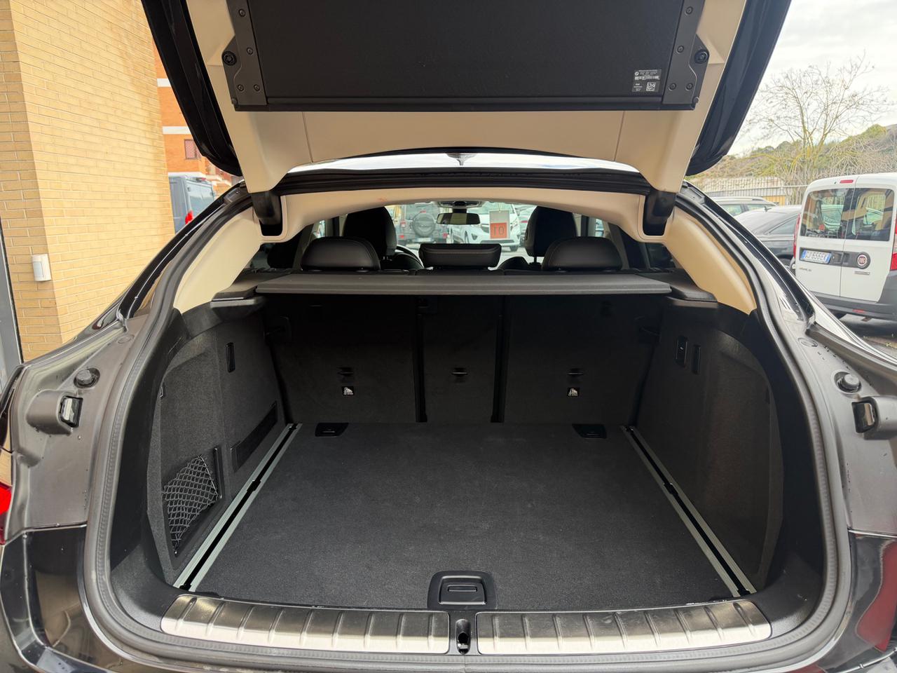 BMW X4 xDrive20d 48V Business Advantage SPORT - 8