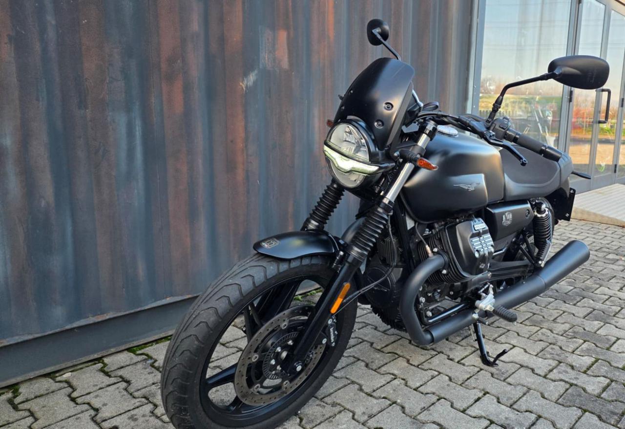 MOTO GUZZI V7 STONE - 5