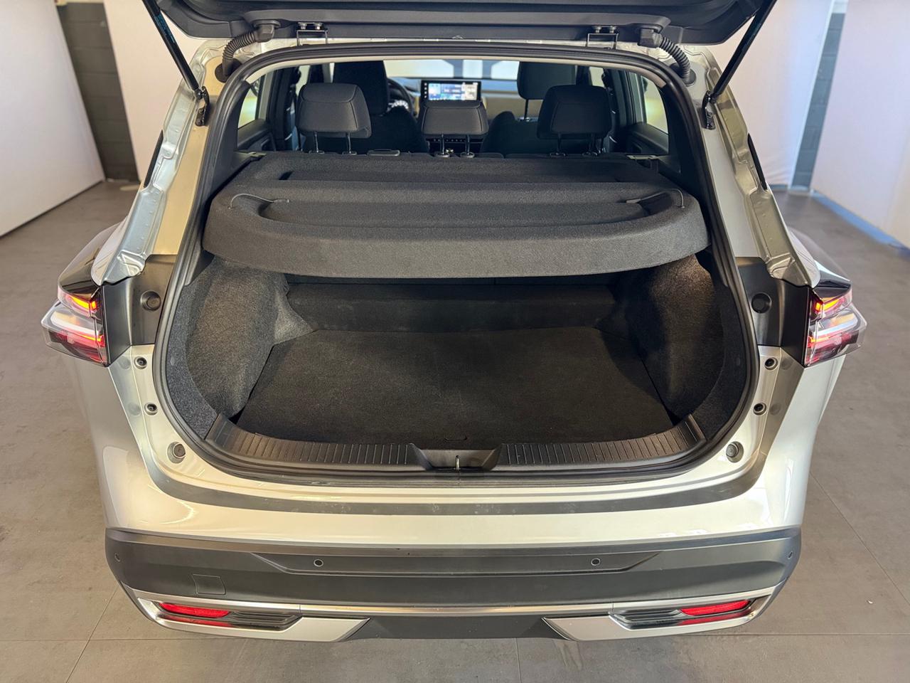 NISSAN Qashqai MHEV 140 CV Acenta - 10